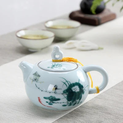 Hand-painted Blue And White Porcelain Teapot Ceramic Hand-held Pot Kung Fu Oolong Da Hong Pao Black Teaware Free Shipping