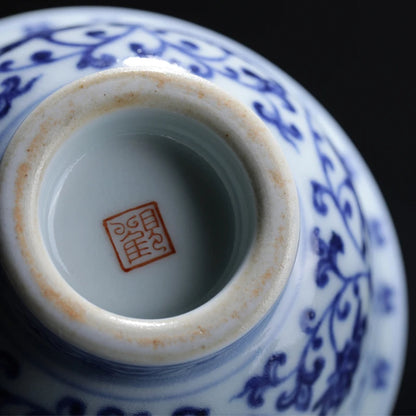 Hand painted blue and white Yongle pressed hand cup Jingdezhen tea cup ceramic tea cup Master Cup
