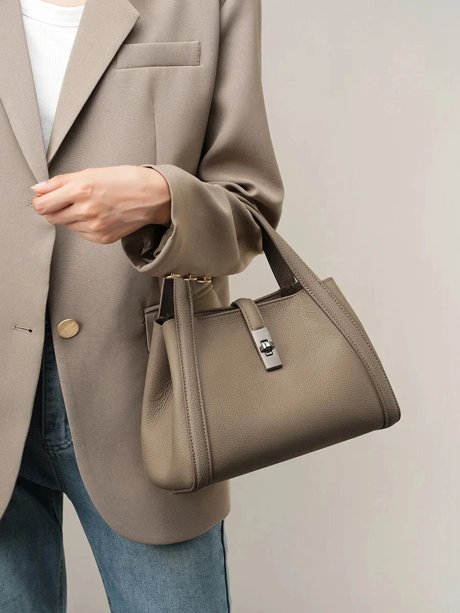 Handbag 2024 New Basket Baotou Layer Cowhide Large Capacity Tote Single Shoulder Hand Carrying Oblique Straddle Bag Woman