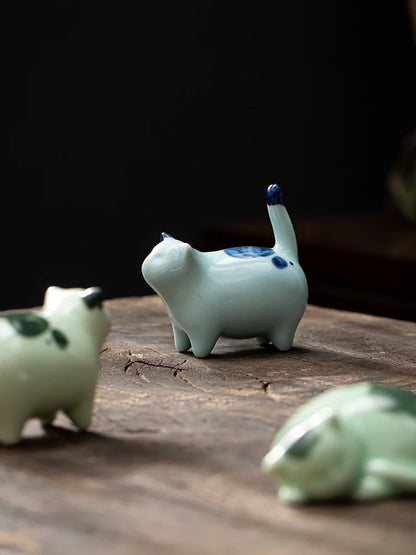 Handmade  Home office Decor small ceramic Cat Toy Kung Fu tea set ceremony tea ornament Figure Kitty Tea Pet Kung Fu Tea Pet