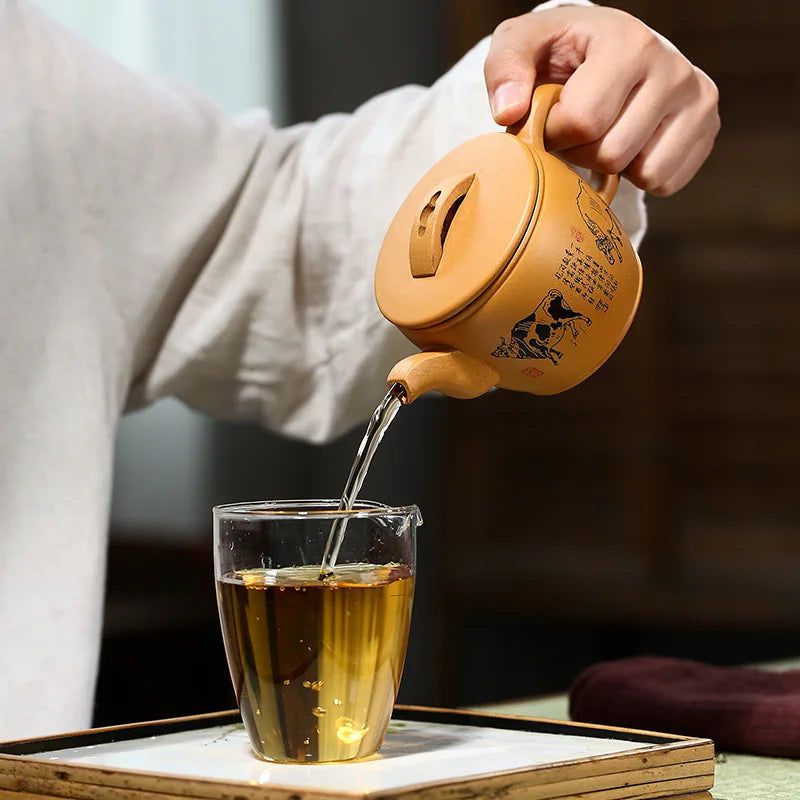 Handmade Kung Fu Kung Fu Teapot, Kung Fu Teapot, Kung-Fu Drinkware, Handmade Pot, Engraved, Raw Ore Section, Kung-Fu