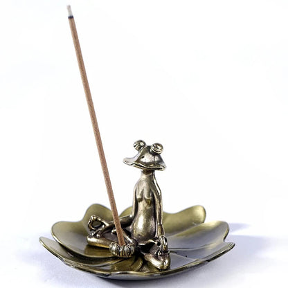 Handmade New Brass Frog Copper Incense Stick Holder with Lotus Leaf Ash Catcher Meditation Home Office Desktop Small Decoration