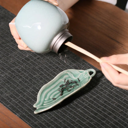 Handmade Relief Buddha's-hand Tea Scoop Creative Celadon Chahe Shovel Household Awakening Tea Ladle Tea Services Ornaments