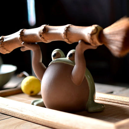 Handmade Stone Frog Pen Holder Purple Sand Tea Pet Ornaments Rough Ceramic Sculpture Crafts Tea Ceremony Accessories