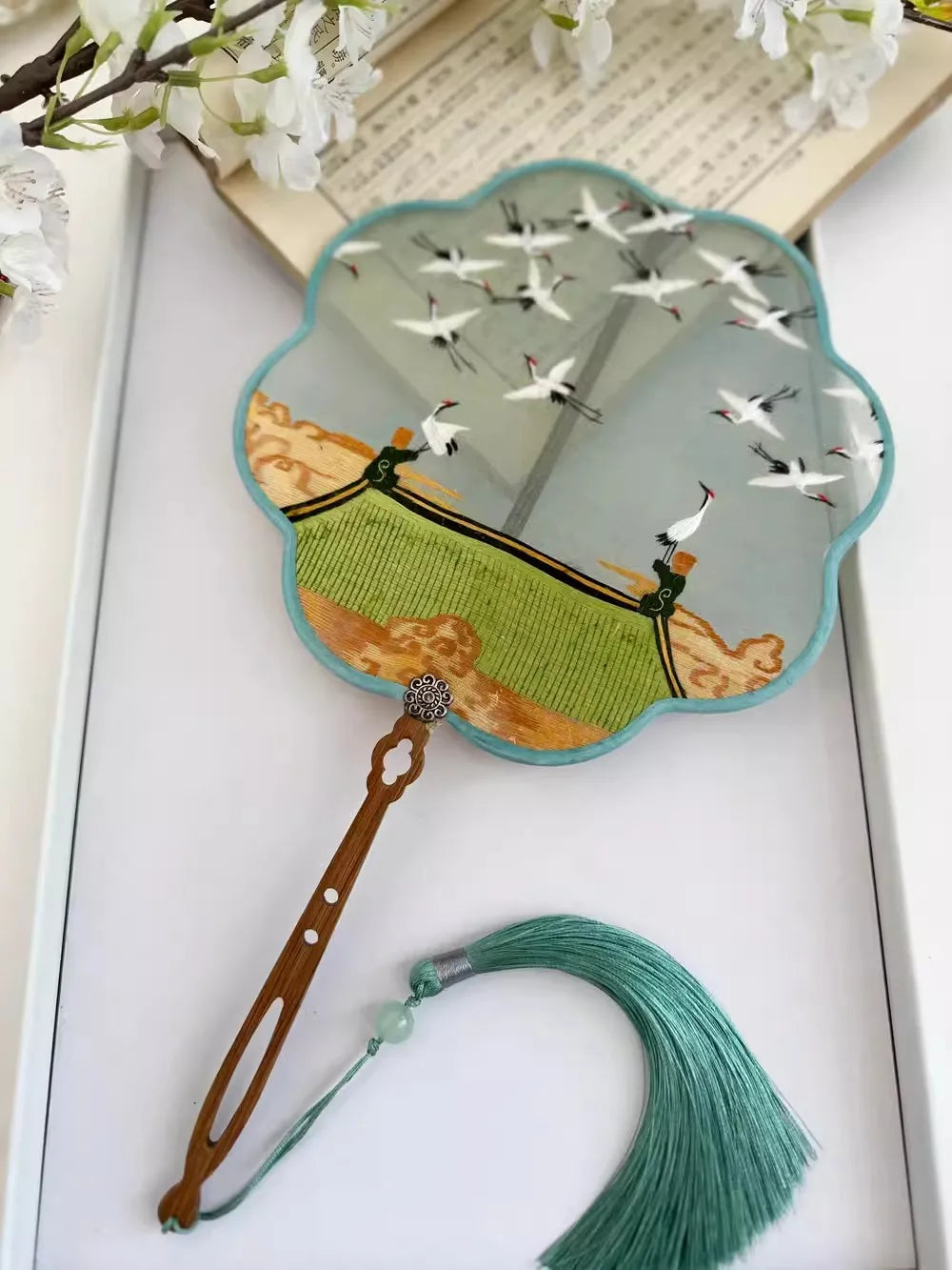 Handmade double-sided Suzhouembroidery fan embroidery cheongsam palace fan Hanfu accessories Chinese style embroidered fan gifts