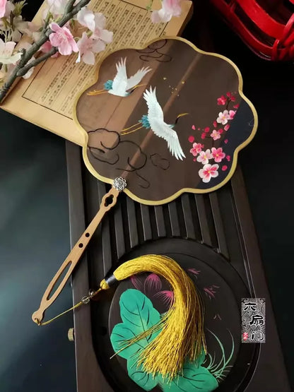 Handmade double-sided Suzhouembroidery fan embroidery cheongsam palace fan Hanfu accessories Chinese style embroidered fan gifts