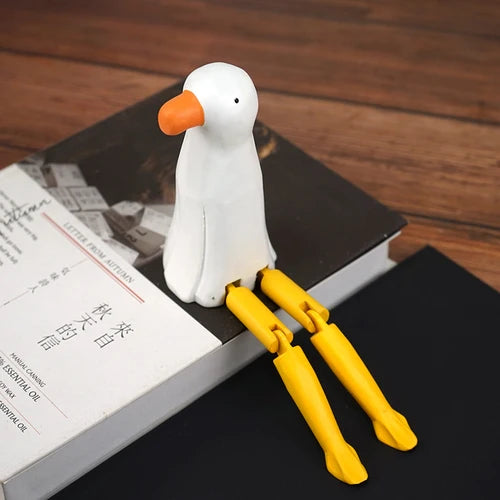 Handmade wooden ornaments with long legged seagulls, cute cartoon wooden carved figurines, student desktop decorations