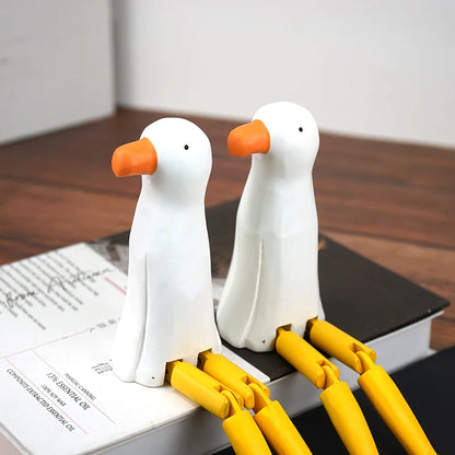 Handmade wooden ornaments with long legged seagulls, cute cartoon wooden carved figurines, student desktop decorations