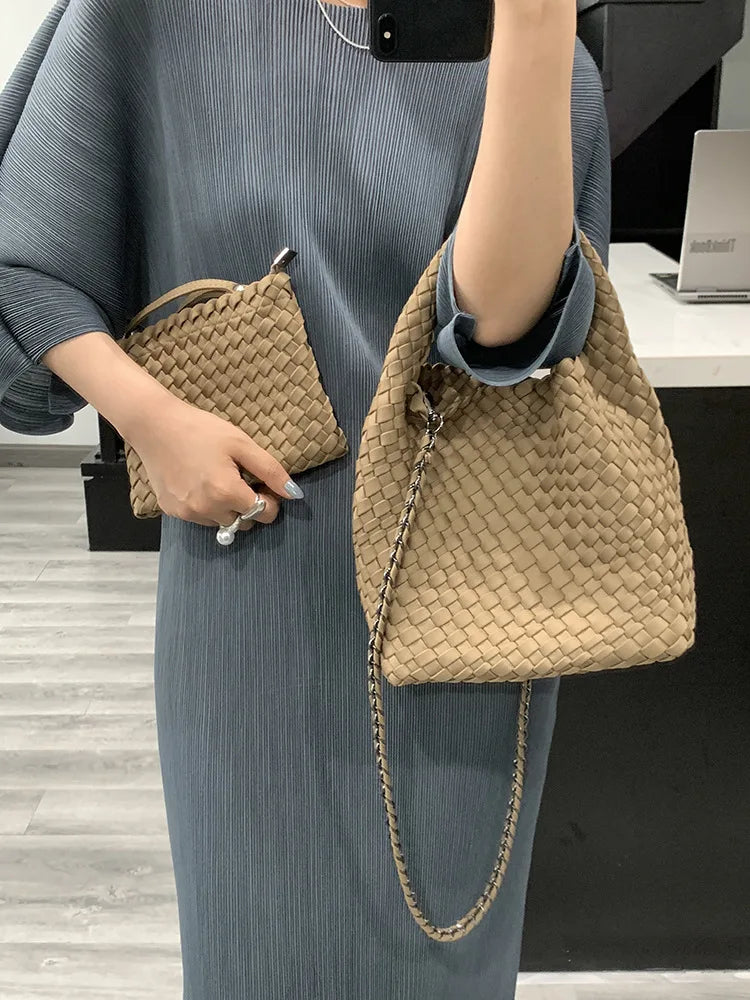 Handmade woven bag, large capacity tote bag, women's 2024 new nylon chain crossbody bag