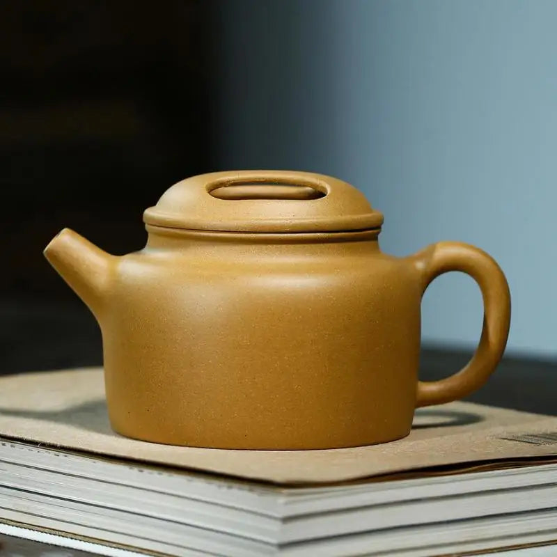 Handmade Clay Kung-Fu Teaware, Cow Lid Pot, Zisha Teapot, Purple Clay Drinkware for Puer Green and Black, Golden Section