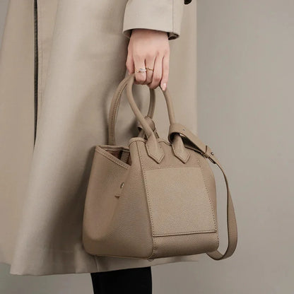 Head layer cowhide design Genuine Leather Luxury women's hand temperament soft leather bucket bag portable pockets