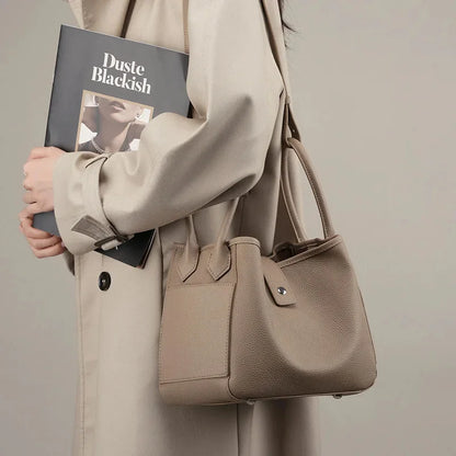 Head layer cowhide design Genuine Leather Luxury women's hand temperament soft leather bucket bag portable pockets