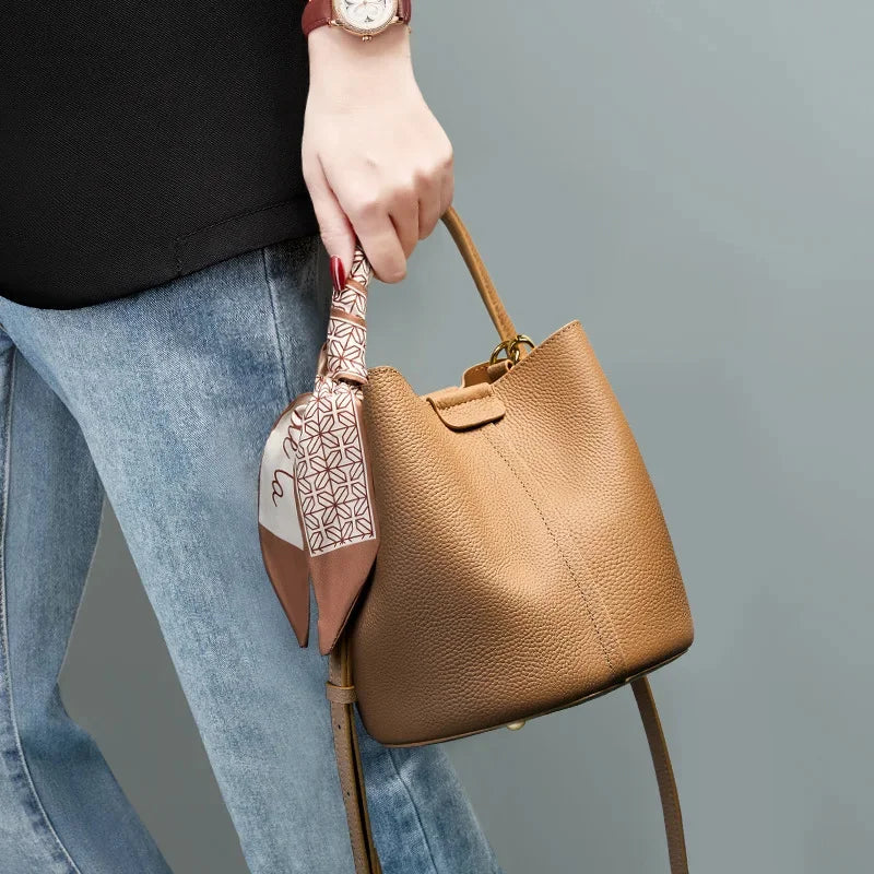 Head layer cowhide genuine leather new style women's crossbody senior designer feel handbag, bucket