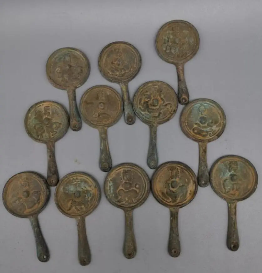 China brass archaize twelve zodiac Bronze mirror small crafts statue