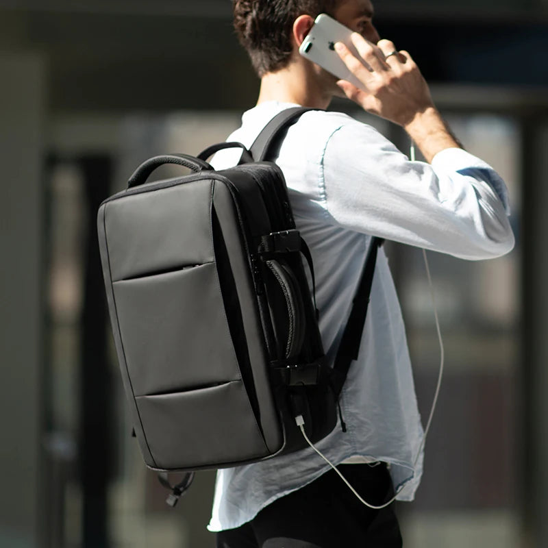 Heroic Knight 17inch Laptop Backpack Large Capacity Male Bag USB Recharging Multi-layer Space Travel Male Bag Anti-thief Mochila