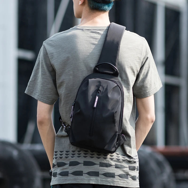 Heroic Knight Multifunction Crossbody Bags Men USB Charging 9.7inchs Pad Chest Pack Short Trip Messengers Chest Bag