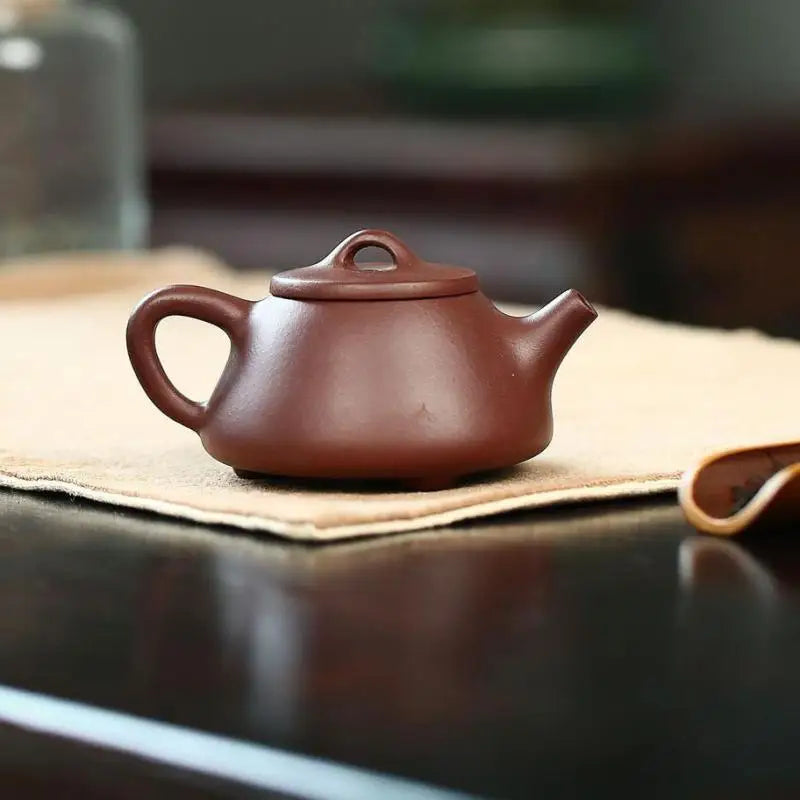 Zisha Zisha Teapot Yixing Handmade Kung-Fu Teaware, Purple Clay Drinkware, Green and Black Chinese Tea