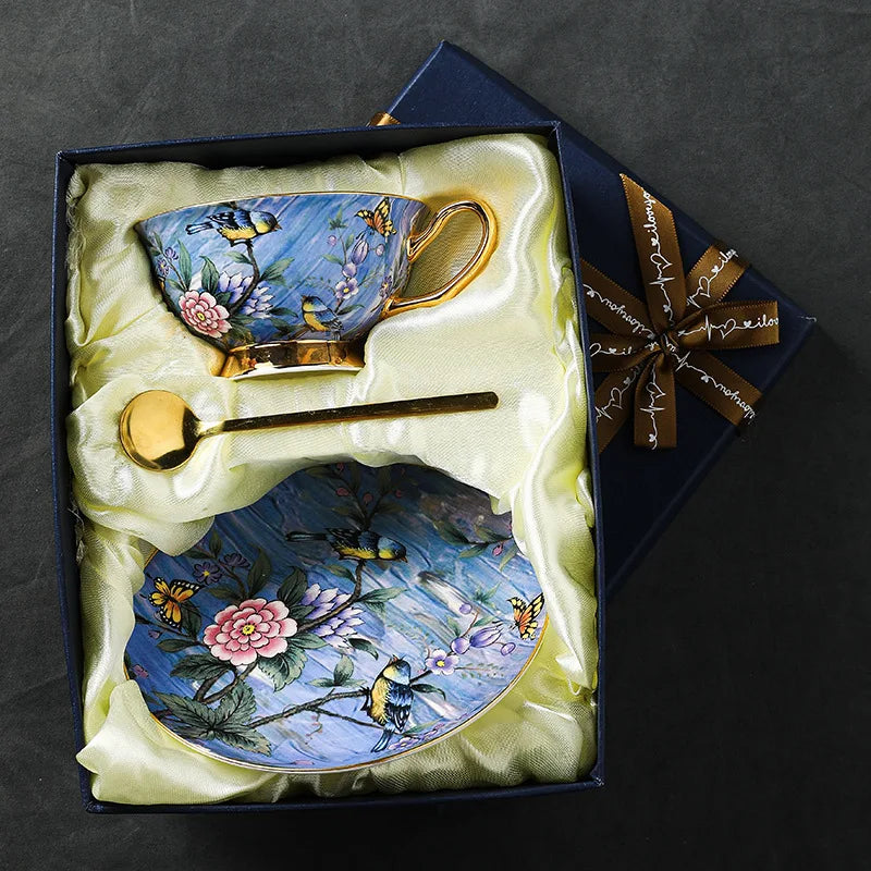 High Beauty Bone Porcelain European Style Coffee Cup Plate Set Blue Floral Afternoon Tea Cup Wedding Gift