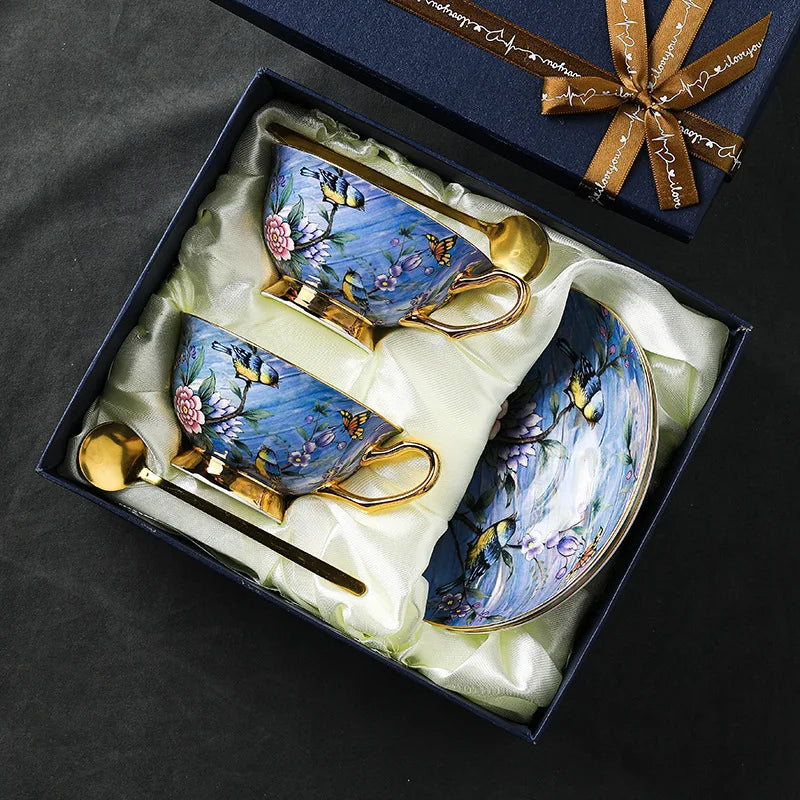 High Beauty Bone Porcelain European Style Coffee Cup Plate Set Blue Floral Afternoon Tea Cup Wedding Gift