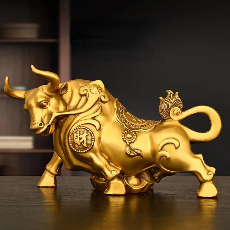 High Quality Animal Cow Ornament Inviting Wealth  Fortune Cow Home Decoration Wall Street Cow Home Sculptures