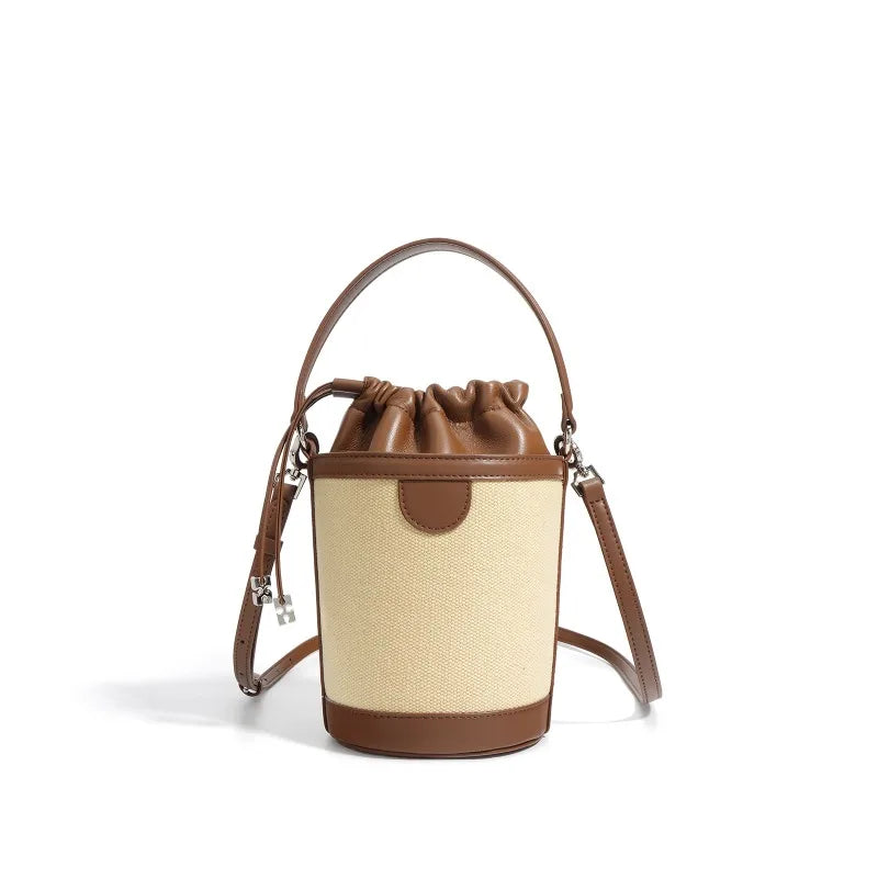High Quality Sheepskin Patchwork Straw Bag Fashion Large Capacity Contrast Color Drawstring Bucket Bag Versatile Commuter Bolsas