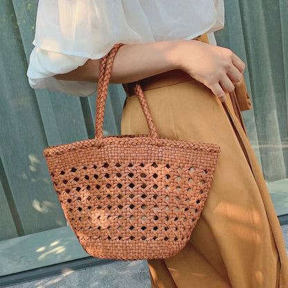 Hollowed out Cowhide hand-woven shoulder bag retro leather woven bucket bag Single shoulder vegetable basket bag female