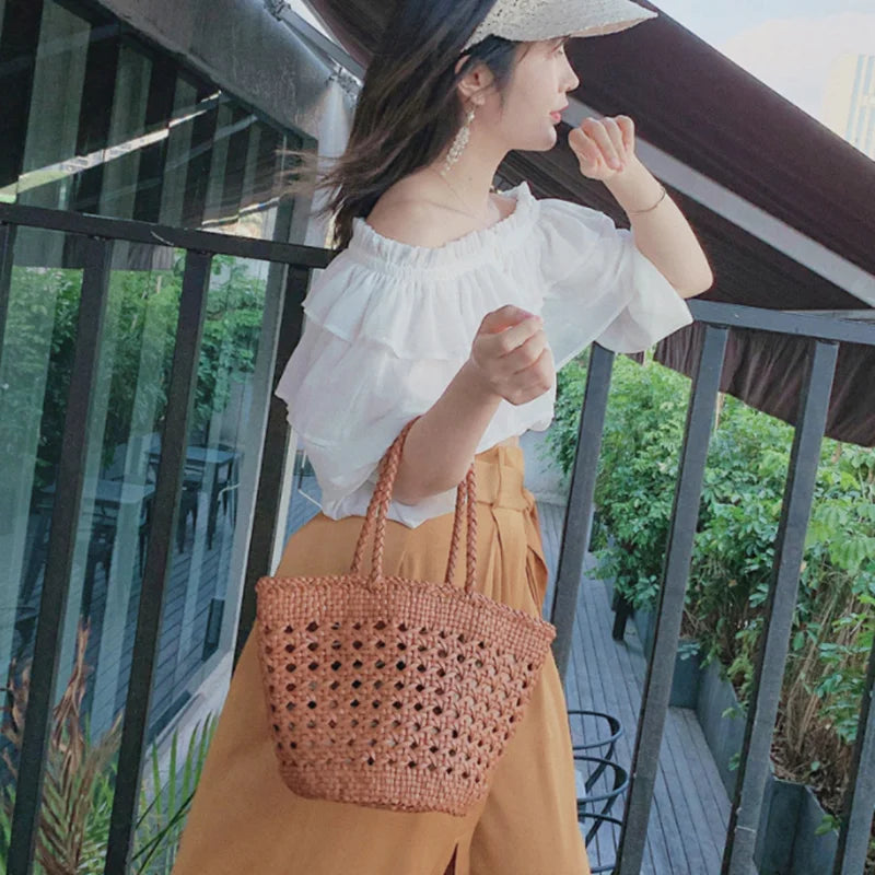 Hollowed out Cowhide hand-woven shoulder bag retro leather woven bucket bag Single shoulder vegetable basket bag female