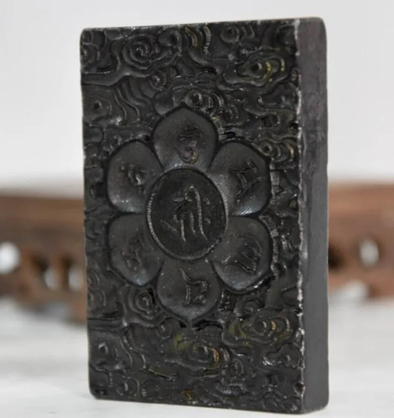 Hongshan culture archaize black iron meteorite Buddhism Mantra amulet statue