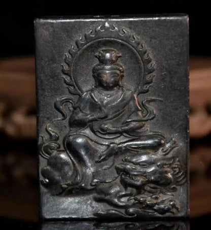 Hongshan culture archaize black iron meteorite Guanyin bodhisattva Buddha amulet statue