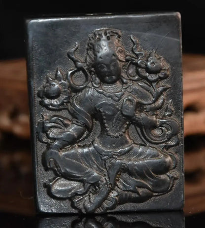 Hongshan culture archaize black iron meteorite Guanyin bodhisattva statue
