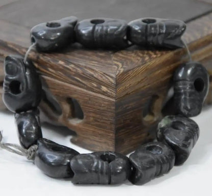Hongshan culture archaize black iron meteorite Hand catenary statue