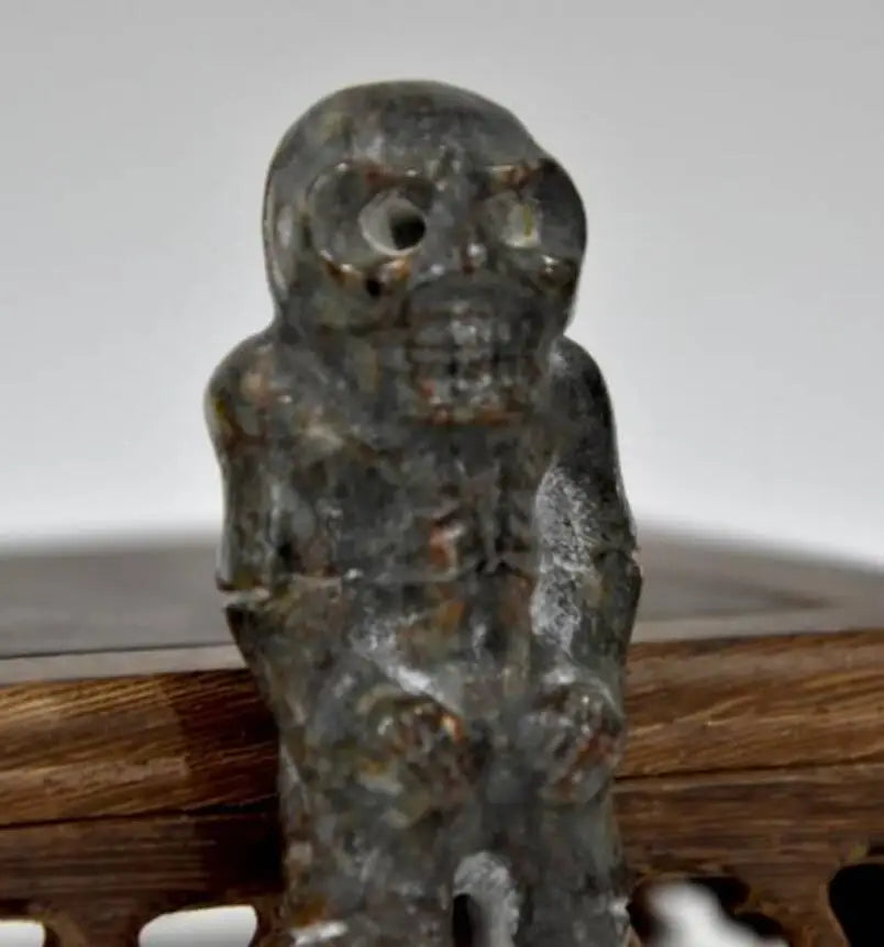 Hongshan culture archaize black iron meteorite Skeleton statue
