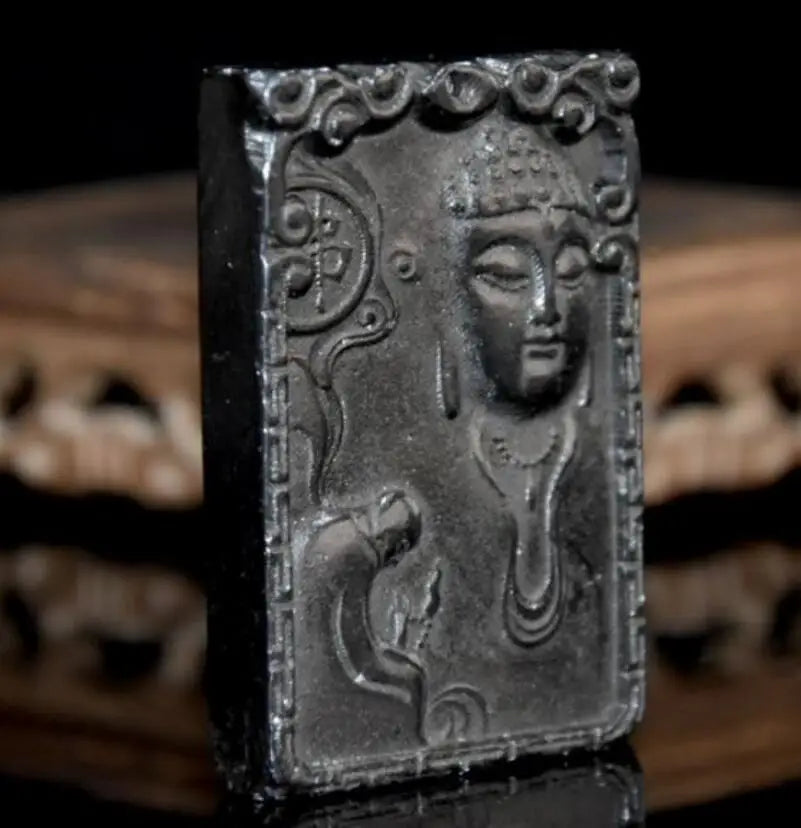 Hongshan culture archaize black iron meteorite Tathagata Buddha amulet statue