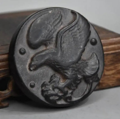 Hongshan culture archaize black iron meteorite male eagle show wing statue