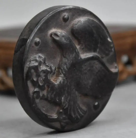 Hongshan culture archaize black iron meteorite male eagle show wing statue