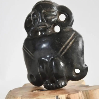 Hongshan culture archaize black iron meteorite people statue