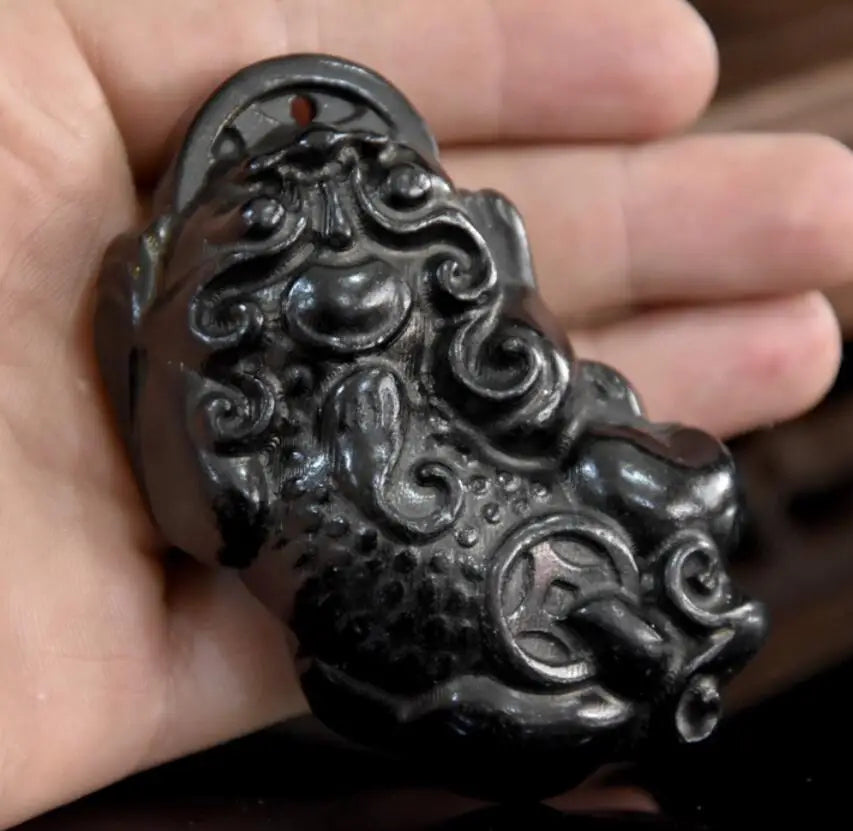Hongshan culture archaize black iron meteorite recruit wealth mythical wild animal statue