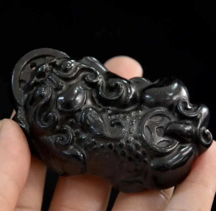 Hongshan culture archaize black iron meteorite recruit wealth mythical wild animal statue