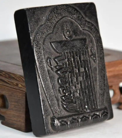 Hongshan culture archaize black iron meteorite sculpture amulet bi statue