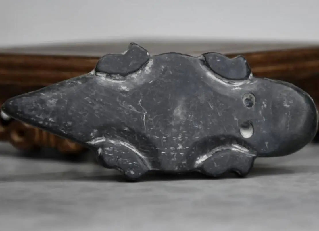 Hongshan culture archaize black iron meteorite sculpture crocodile statue
