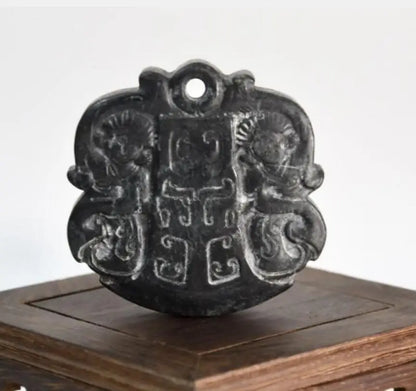 Hongshan culture archaize black iron meteorite sculpture maid bi pendant statue