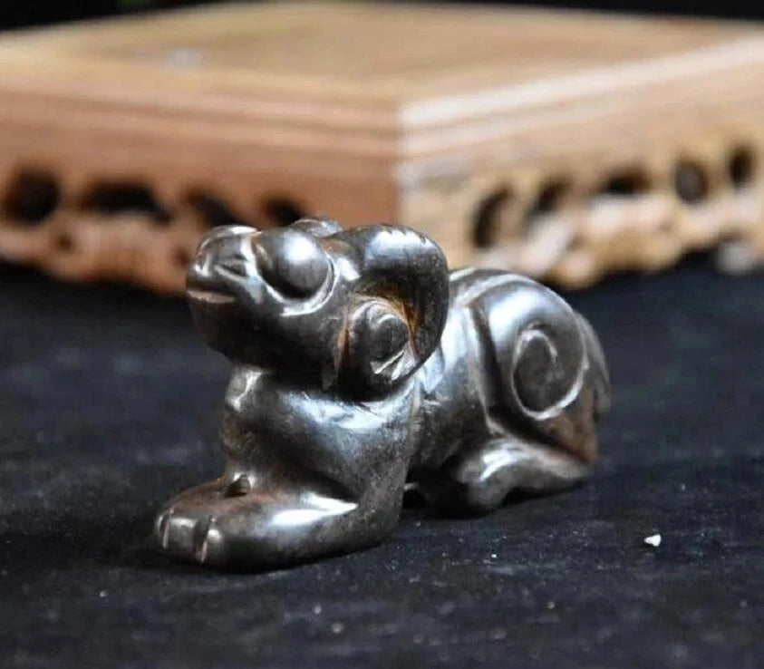 Hongshan culture archaize black iron meteorite sculpture sheep statue