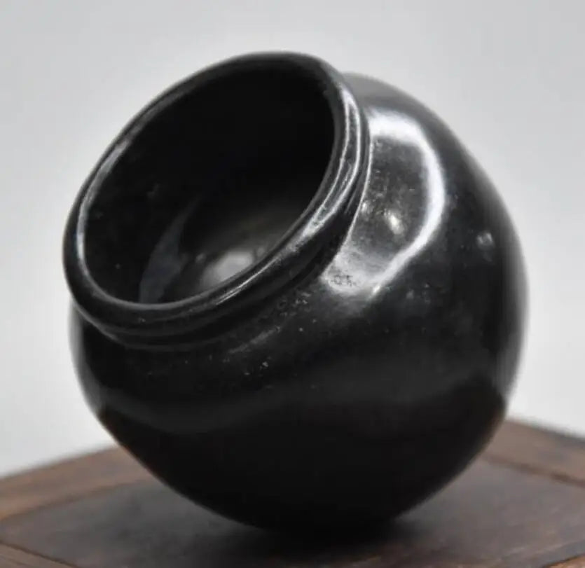 Hongshan culture archaize black iron meteorite small Jar statue