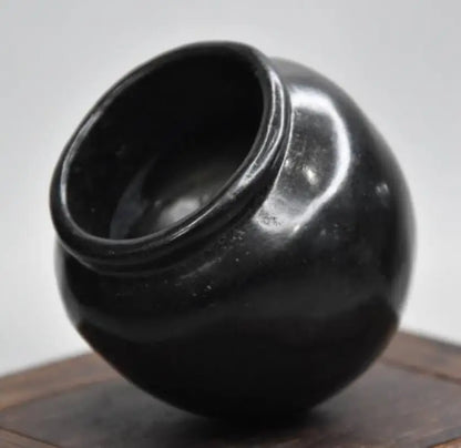 Hongshan culture archaize black iron meteorite small Jar statue