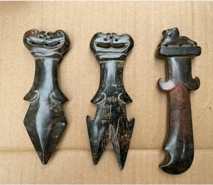 Hongshan culture archaize black iron meteorite small statue