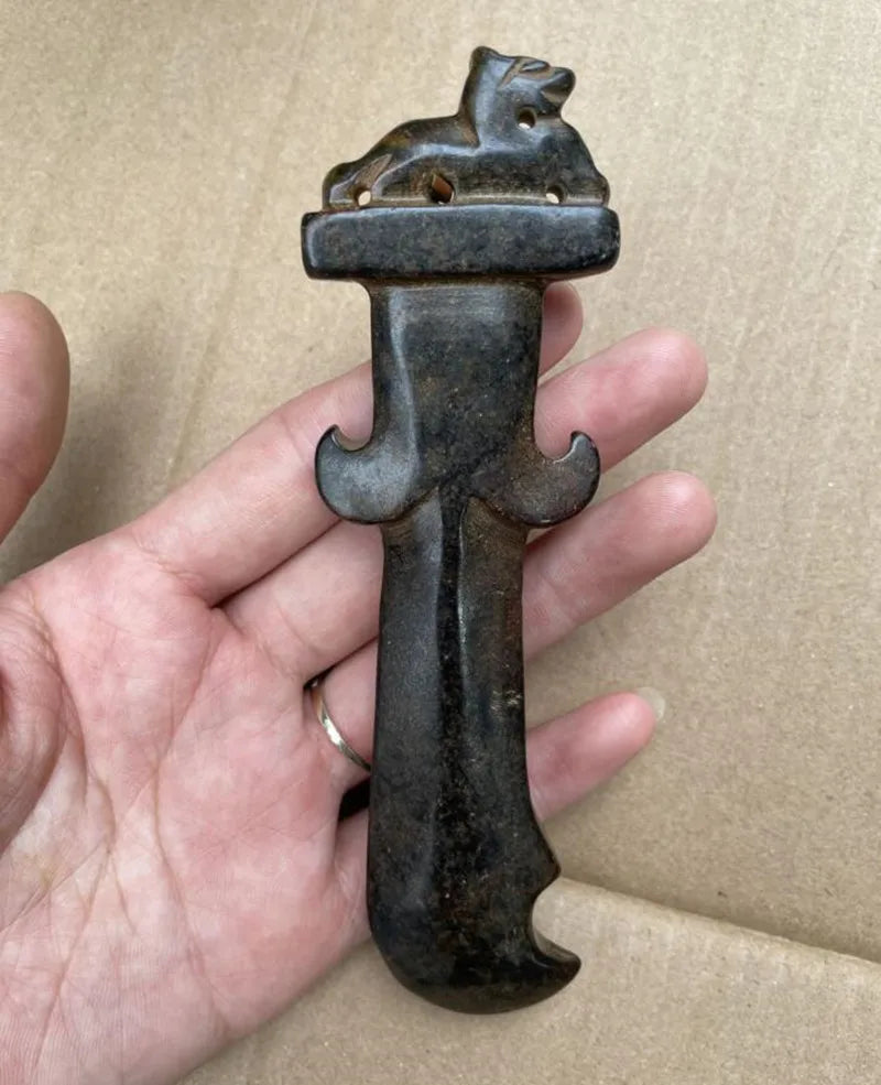 Hongshan culture archaize black iron meteorite small statue
