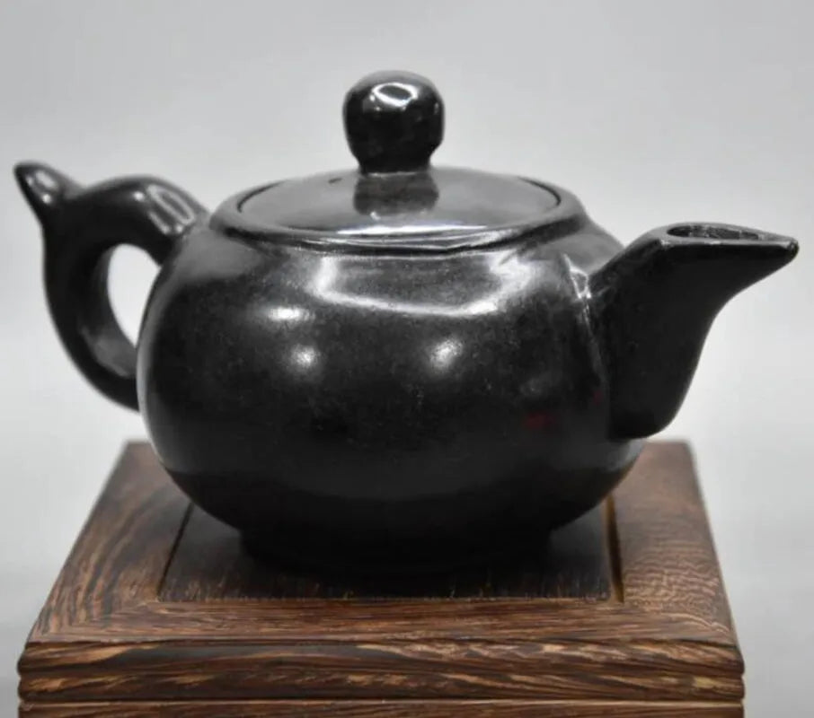 Hongshan culture archaize black iron meteorite teapot crafts statue