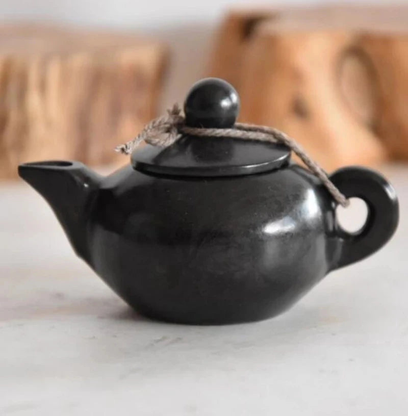 Hongshan culture archaize black iron meteorite teapot small statue