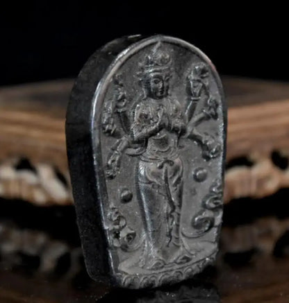 Hongshan culture archaize black iron meteorite thousand hand Guanyin amulet statue