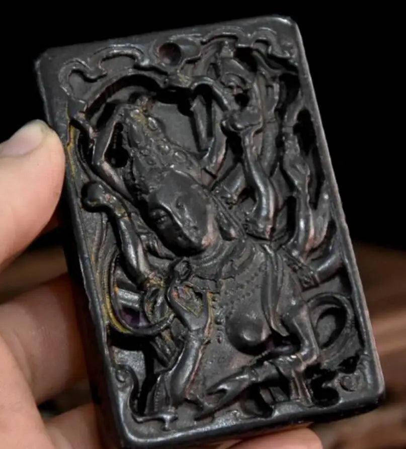 Hongshan culture archaize black iron meteorite thousand hand Guanyin amulet statue